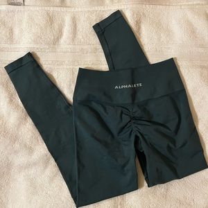 SOLD Alphalete pier blue leggings